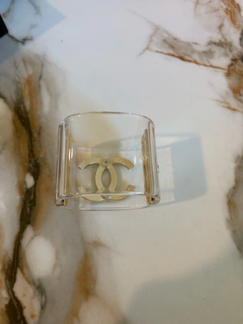 CHANEL Clear Cuff Bracelet with Pearl-Embellished Logo and Gold Trim - Picture 2 of 4